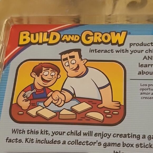 Build and Grow Game Box - Red and Natural Wood - Picture 3 of 5